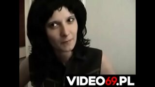 Polsha jinsiy aloqa videosi-kotib mehmonxonada portlash beradi